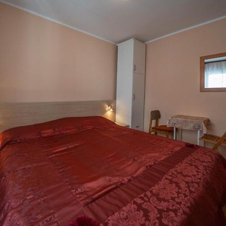 Seaside Serenity: 2-Bedroom Apartment With Boka Bay View Kotor Buitenkant foto