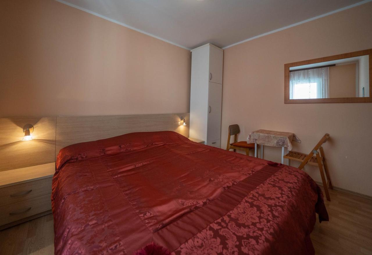 Seaside Serenity: 2-Bedroom Apartment With Boka Bay View Kotor Buitenkant foto